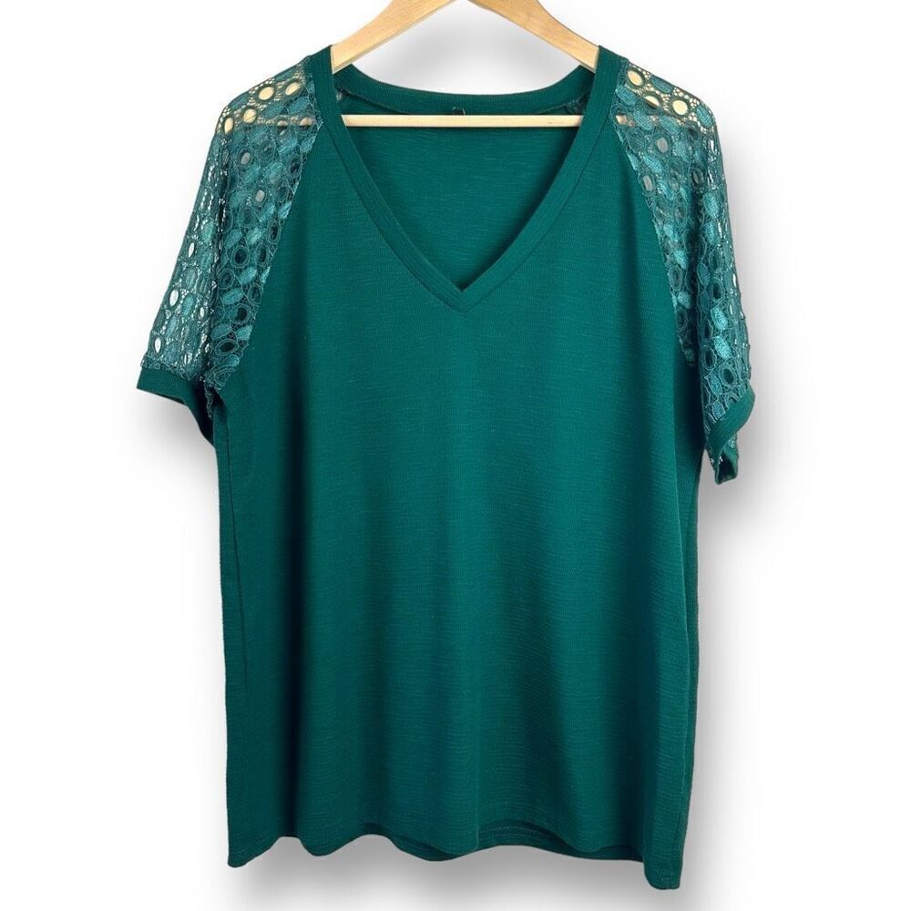 Boutique Women's XL Open Knit Lace Sleeve V-Neck Tee Forest Green Elevated Basic